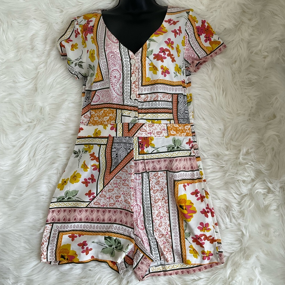 🛑🛑🛑☀️COLOURFUL ROMPER